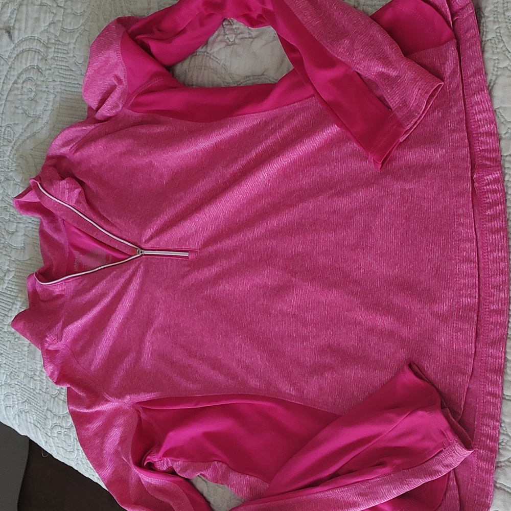 Danskin Now, semi-fitted athletic pullover size XL
